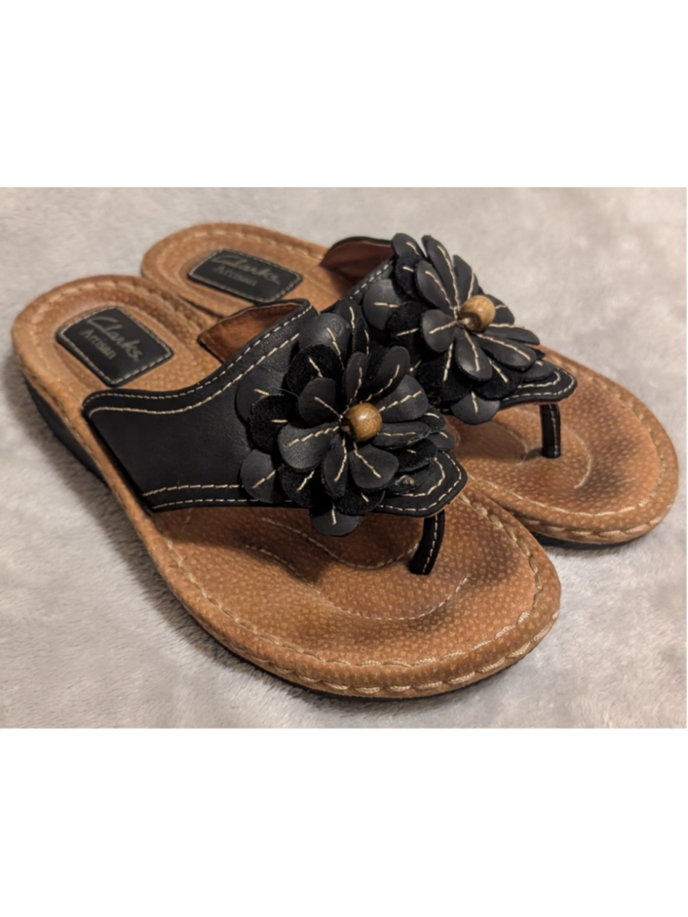 Clarks Artisan Latin Black Samba Brown Floral Thong Sandals US Size 7 B277